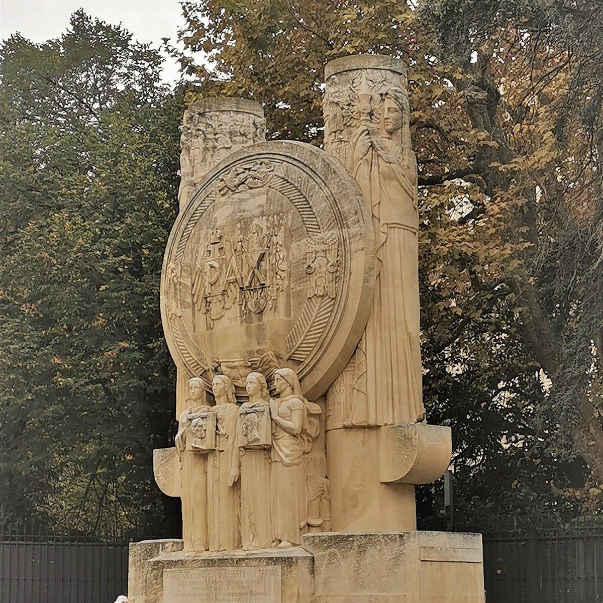Monument Commémoratif au roi Alexandre Ier de Yougoslavie et à Louis Barthou